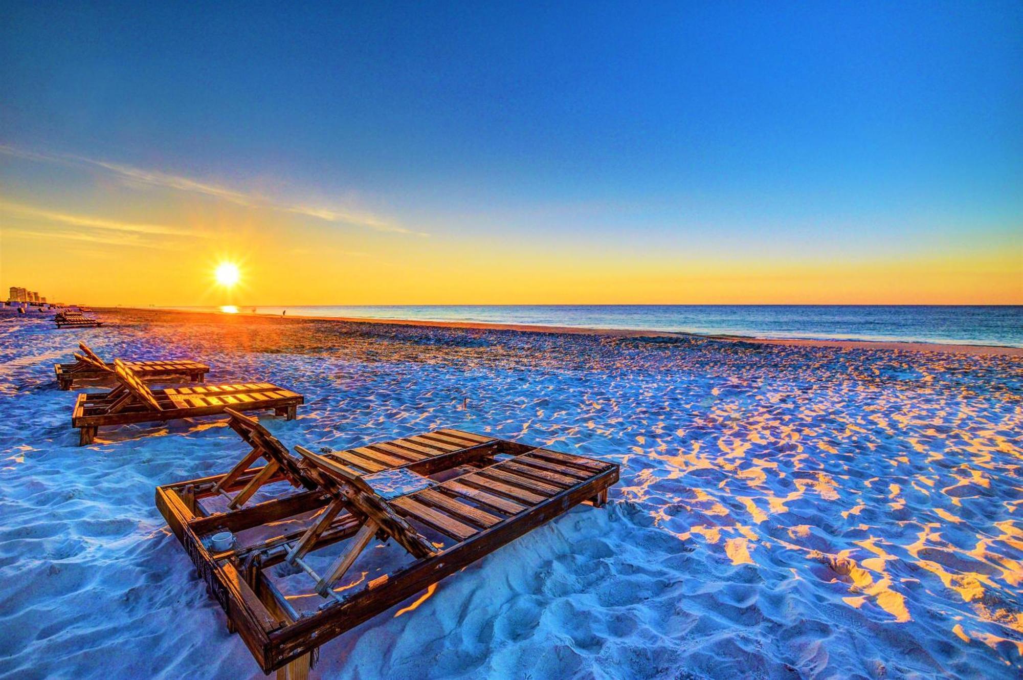 The Beach Is Only Steps Away Gulf Shores Extérieur photo