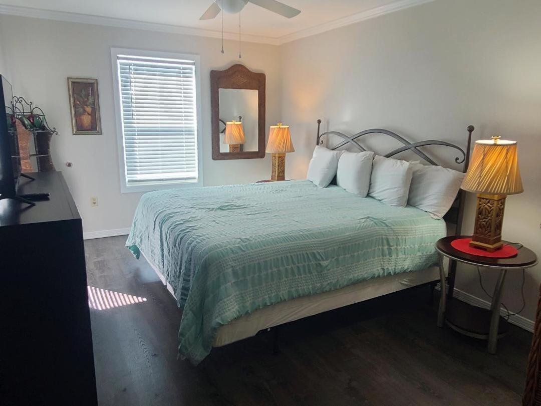 The Beach Is Only Steps Away Gulf Shores Extérieur photo