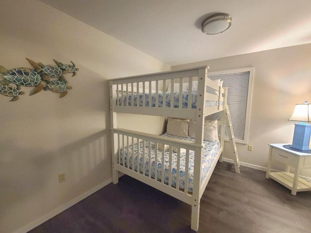 The Beach Is Only Steps Away Gulf Shores Extérieur photo