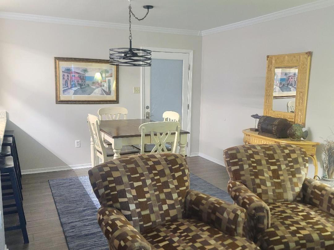 The Beach Is Only Steps Away Gulf Shores Extérieur photo